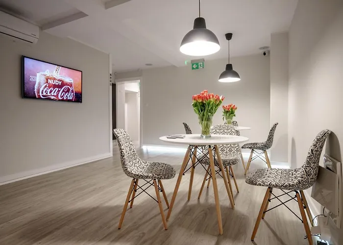 Okecie 1936 아파트