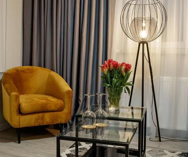 Okecie 1936 아파트