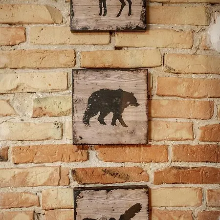 Okecie 1936 公寓 *