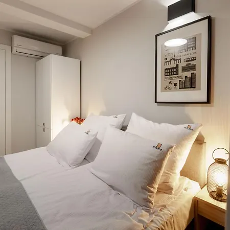 Apartament Okęcie 1936 *
